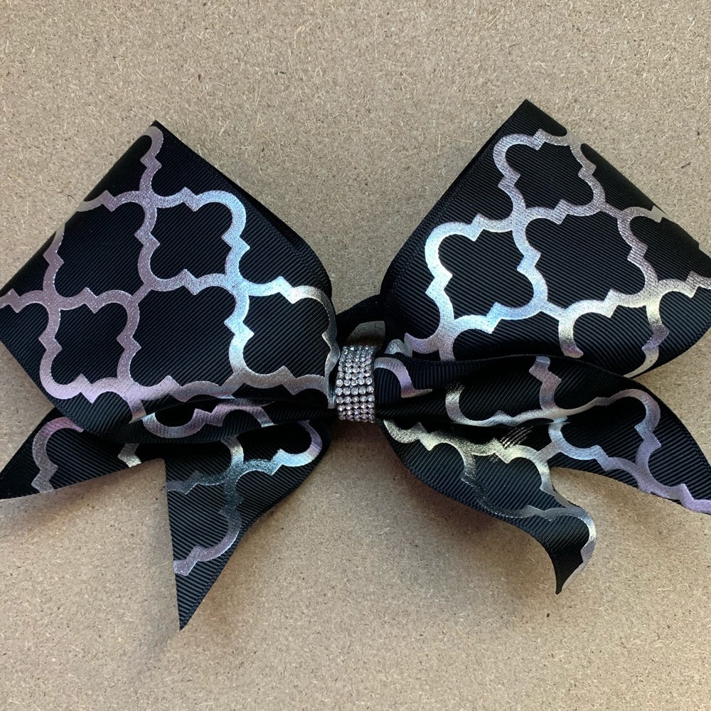 Black & Silver Quarterfoil Cheer Bow